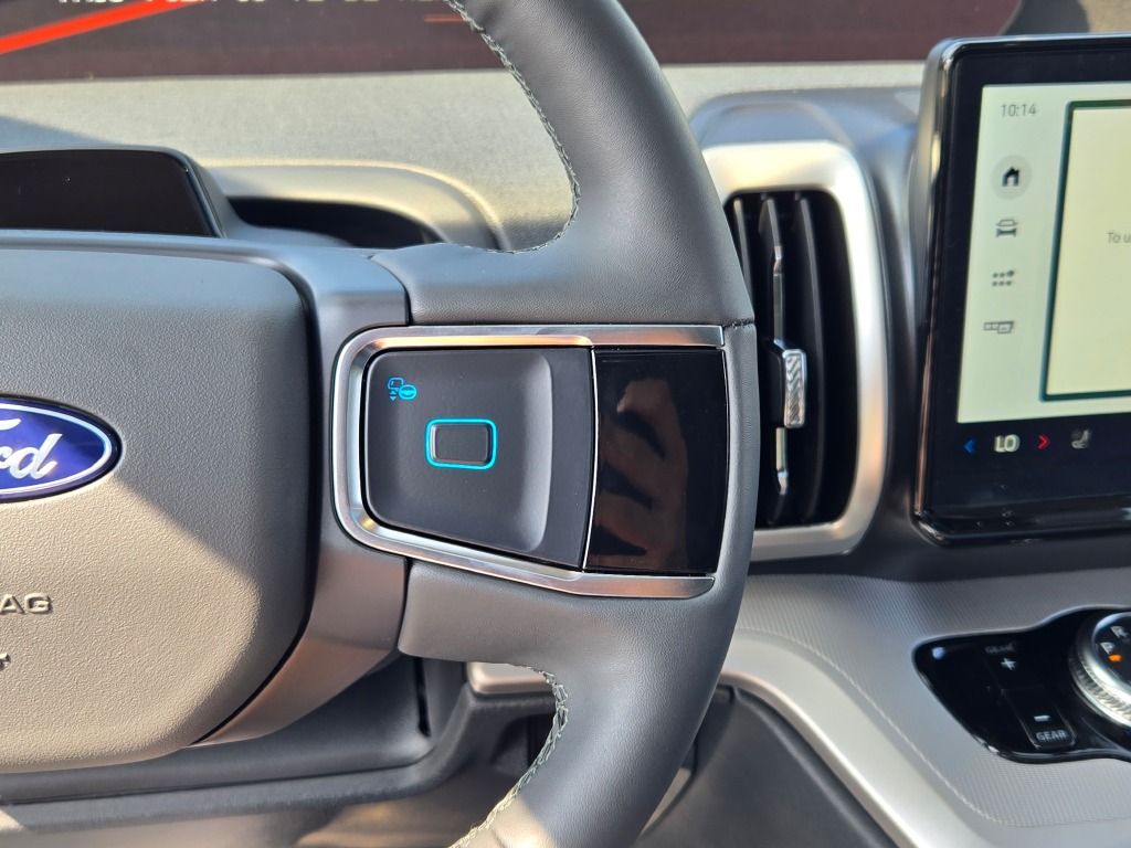 2025 Ford Expedition photo 31