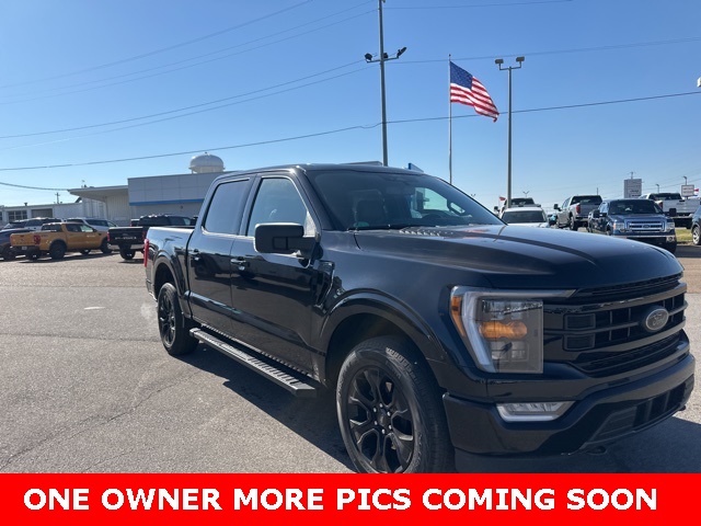 2022 Ford F-150 XLT photo 2