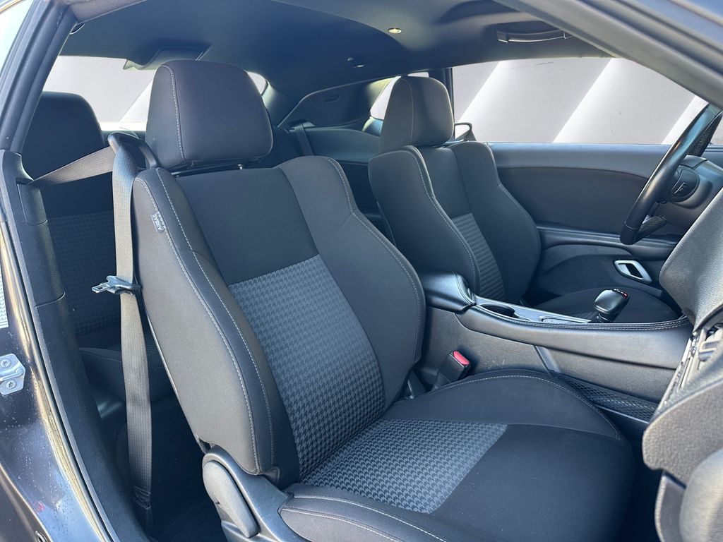2023 Dodge Challenger GT photo 14