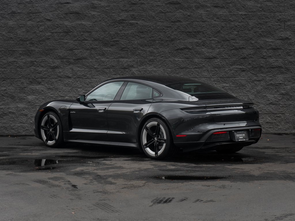 2025 Porsche Taycan photo 2
