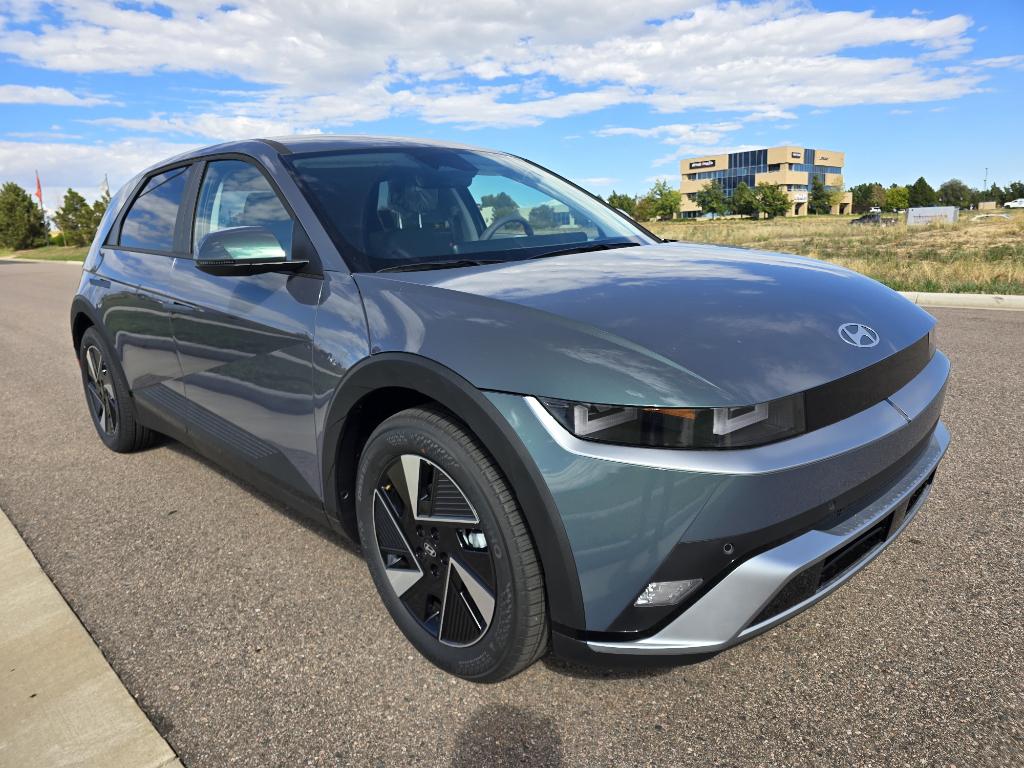 2025 Hyundai Ioniq 5 SE photo 7