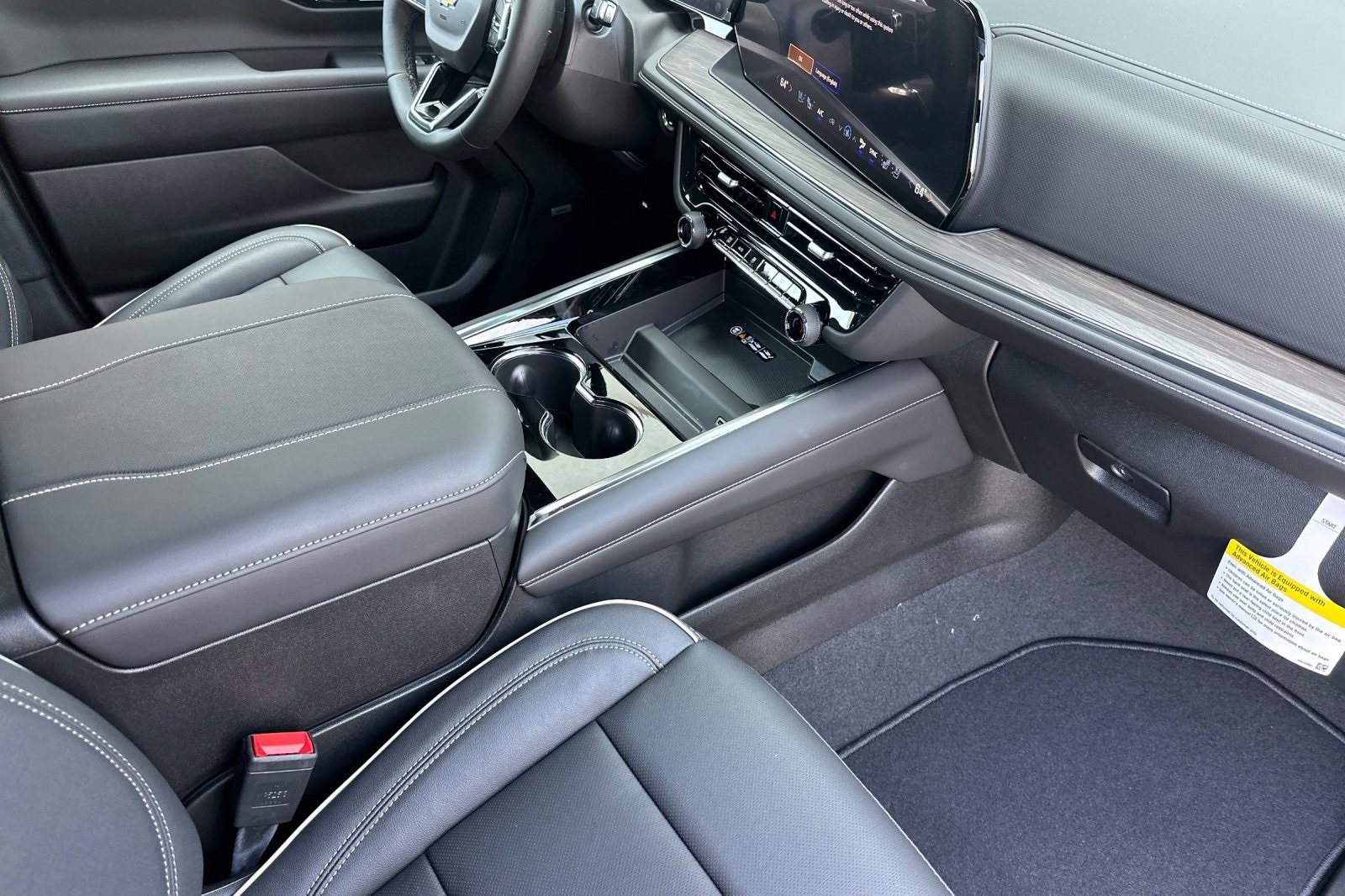 2025 Chevrolet Tahoe Premier photo 15