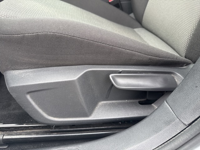 2019 Volkswagen Jetta R-Line photo 17