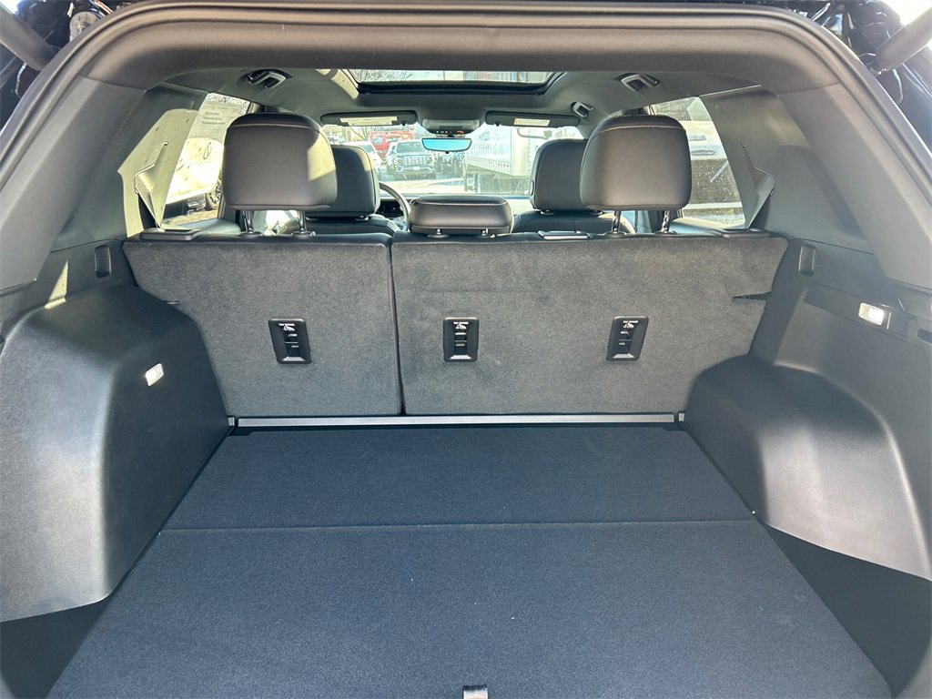 2026 GMC TERRAIN - Image 33