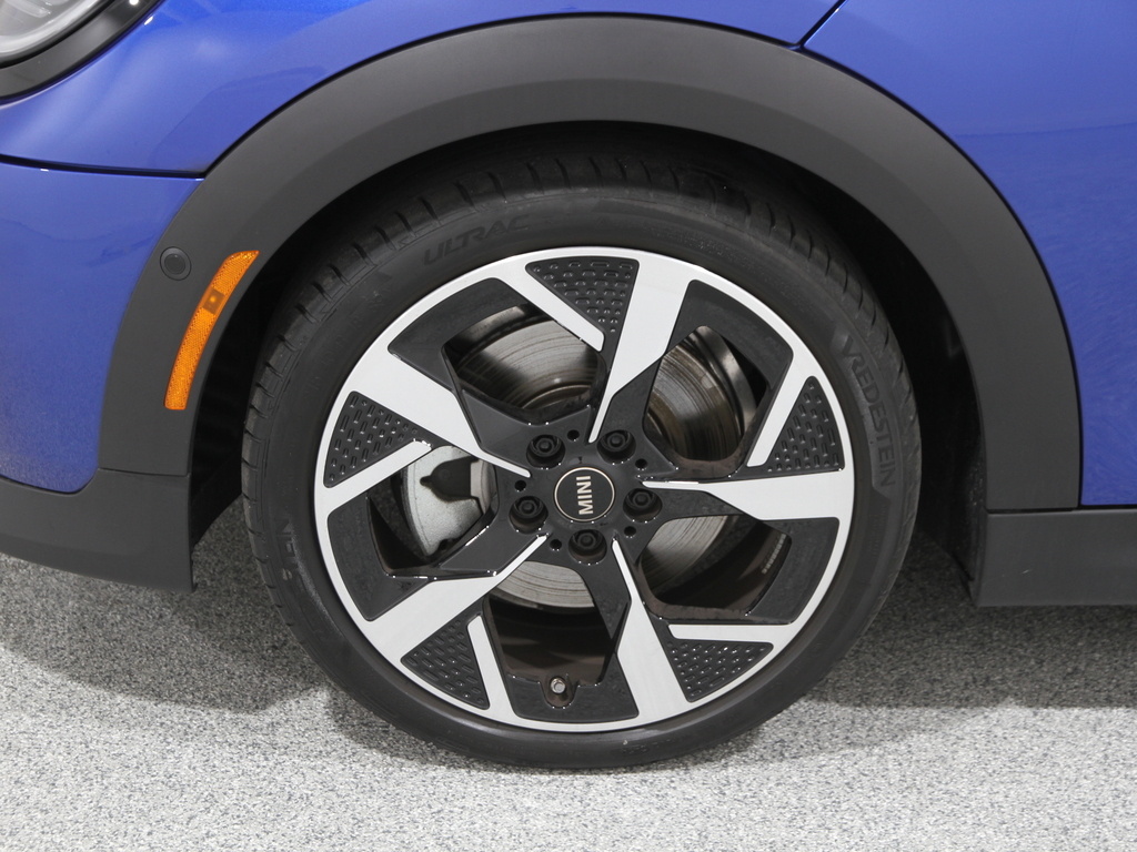 2025 Mini Cooper 2 Door Hardtop Signature photo 20