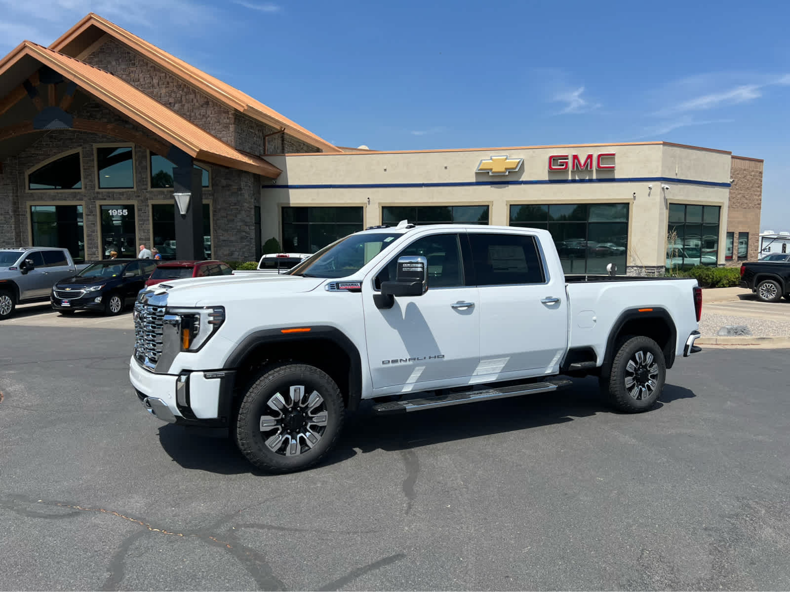 2025 GMC Sierra 2500HD Denali's photo