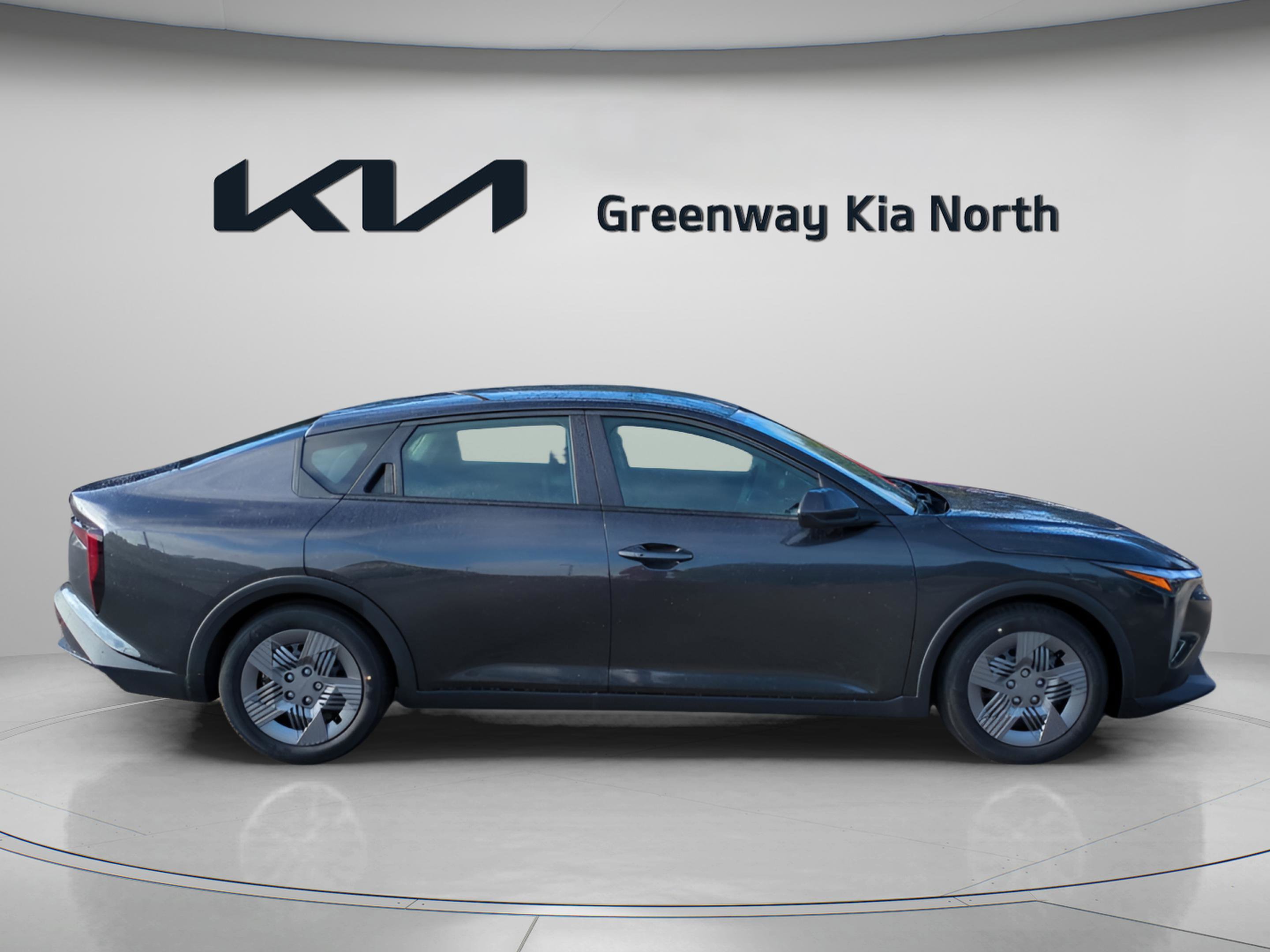 2025 Kia K4 LX photo 8