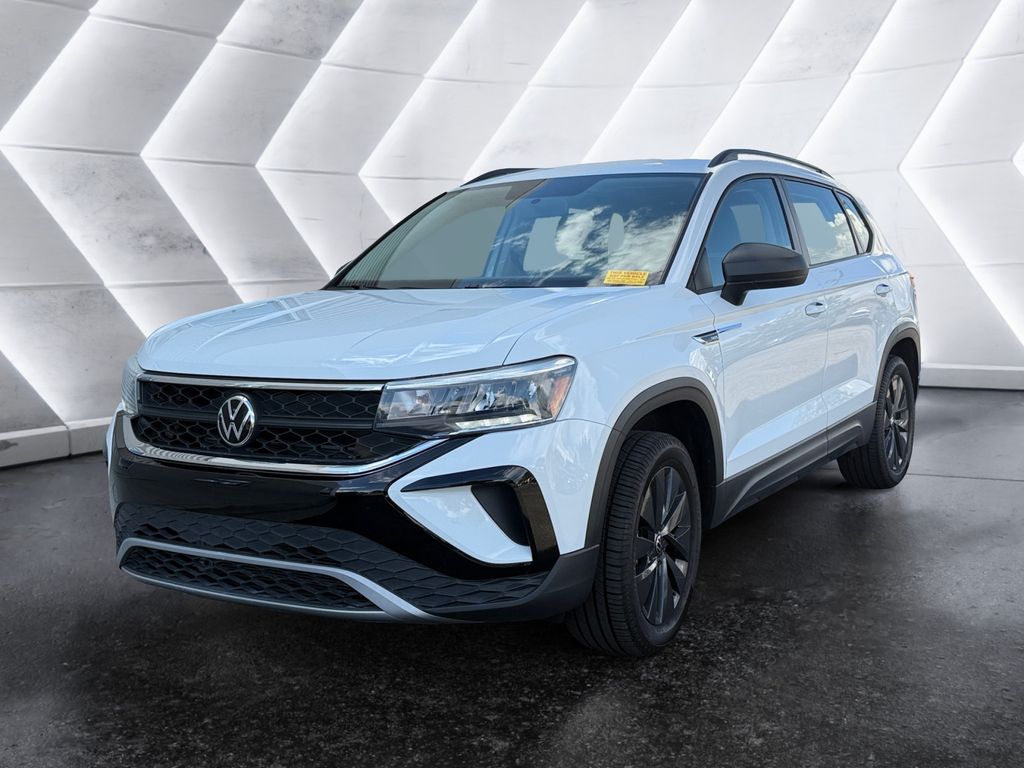2022 Volkswagen Taos S photo 3