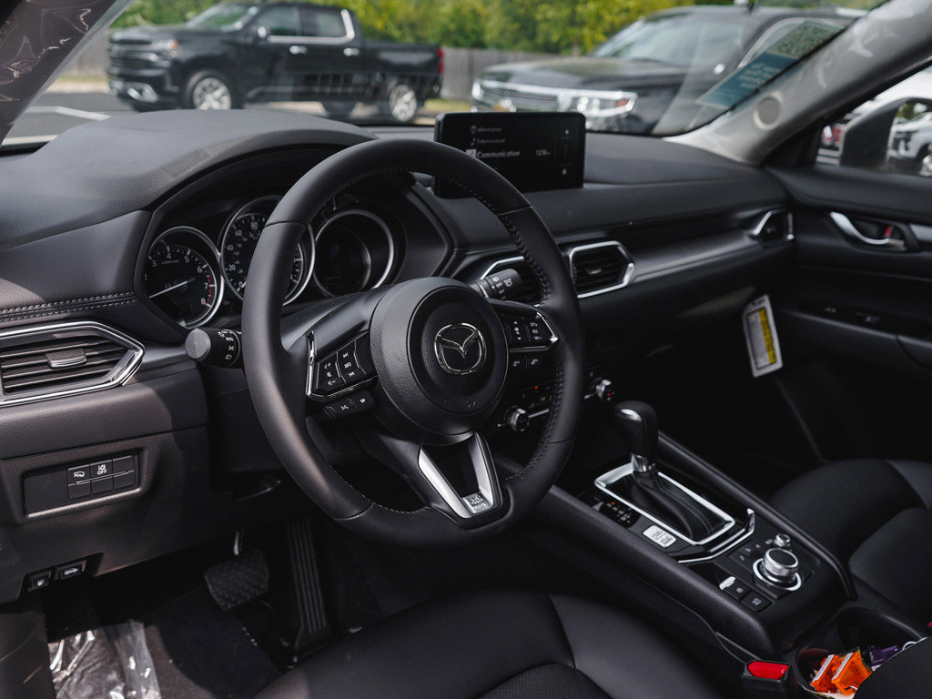 2025 Mazda CX-5 2.5 Select photo 16