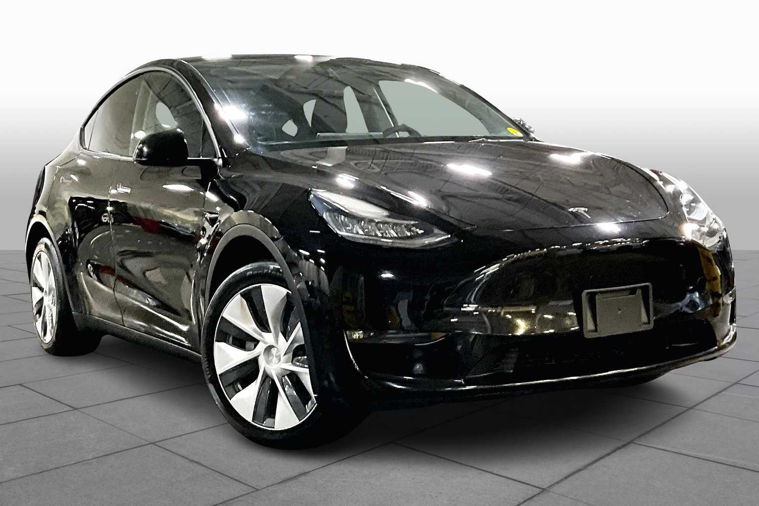 Used 2021 Tesla Model Y Long Range with VIN 5YJYGDEE8MF299979 for sale in Northfield, Minnesota