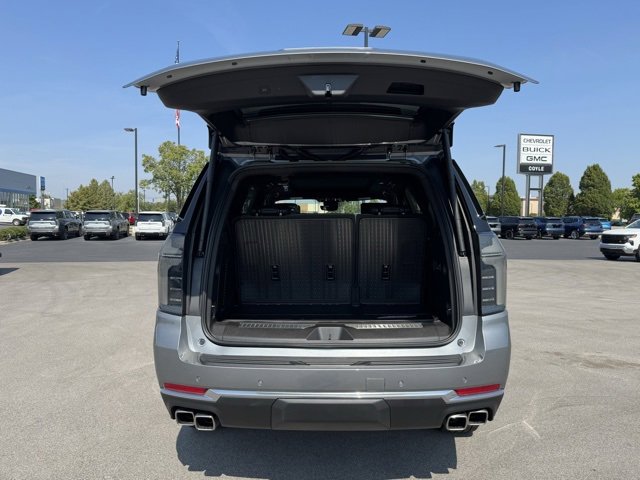 2026 Chevrolet Tahoe High Country photo 5