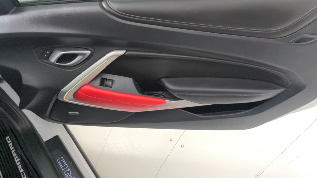 Used 2022  Chevrolet 2SS image 27