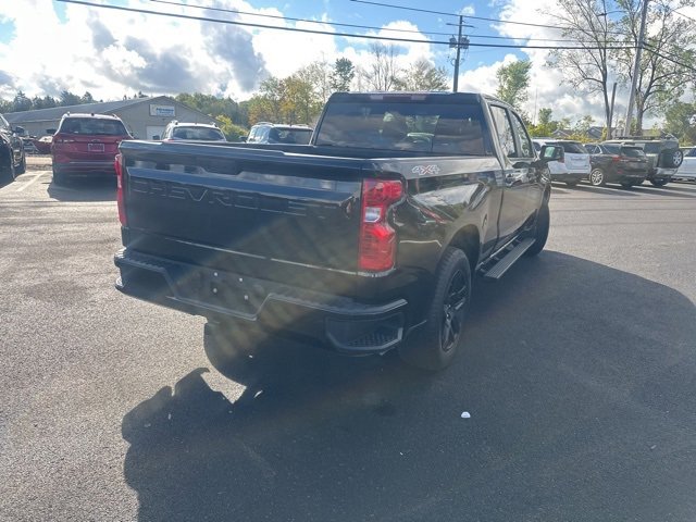 2023 Chevrolet Silverado 1500 Custom photo 7