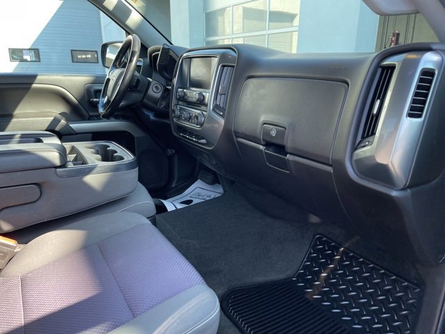 2018 Chevrolet Silverado 1500 LT photo 20