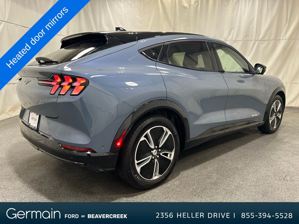 2023 Ford Mustang Mach-E Premium photo 7