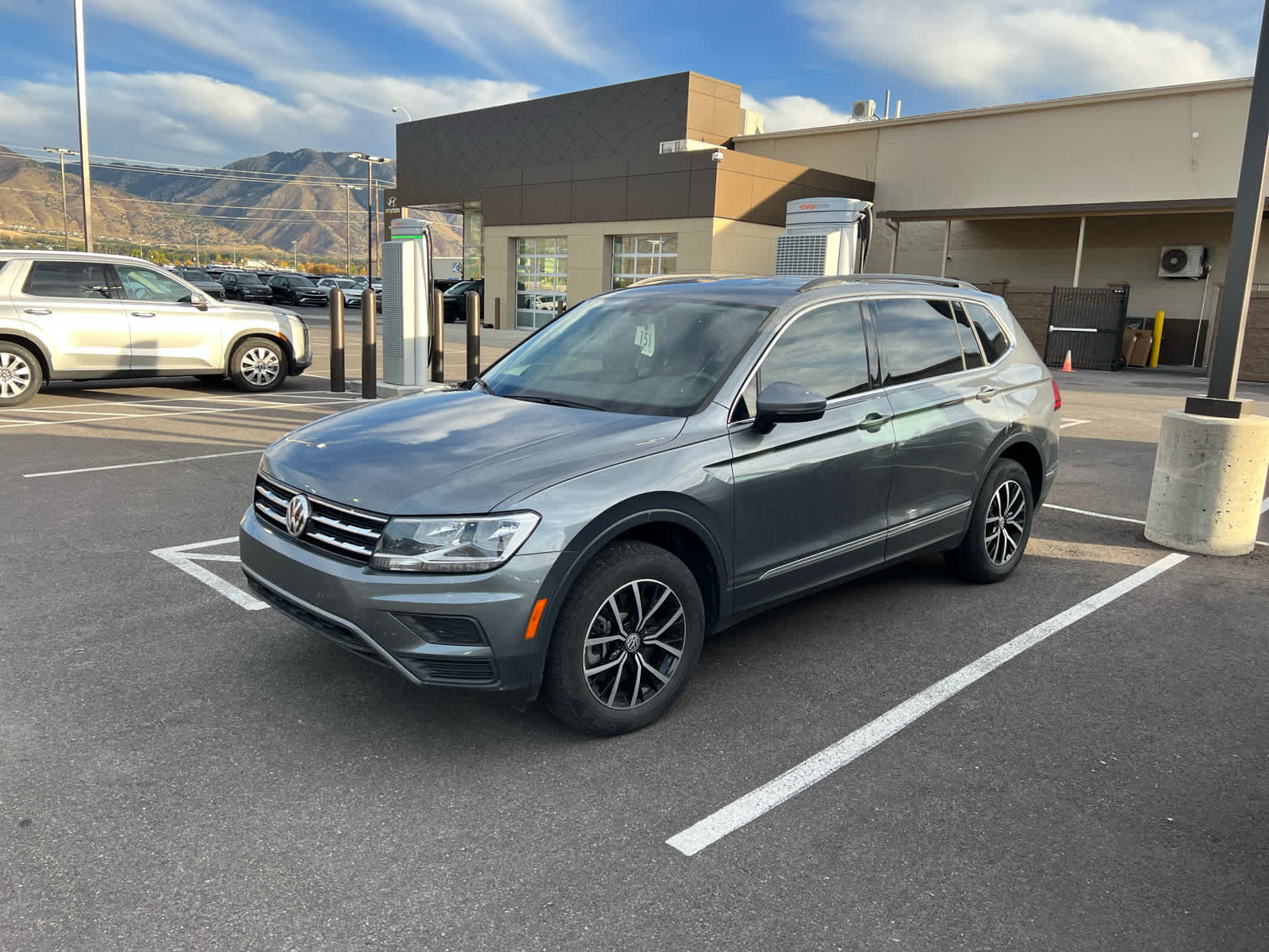 2021 Volkswagen Tiguan SE