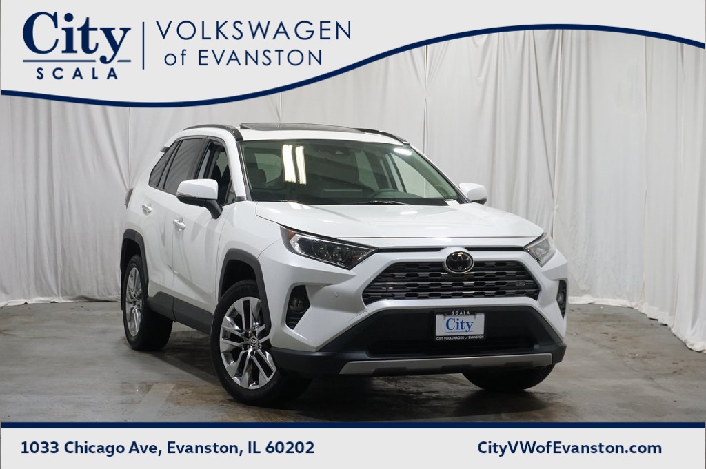 2020 Toyota RAV4 Limited's photo