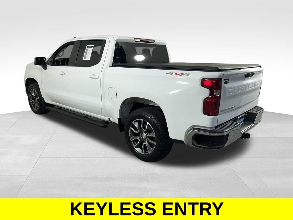 2022 Chevrolet Silverado 1500 LT photo 6