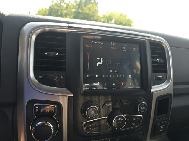 2018 Ram 1500 SLT photo 14
