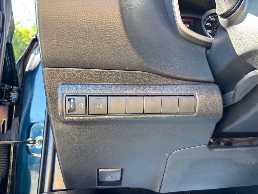 2022 Toyota Corolla SE photo 32