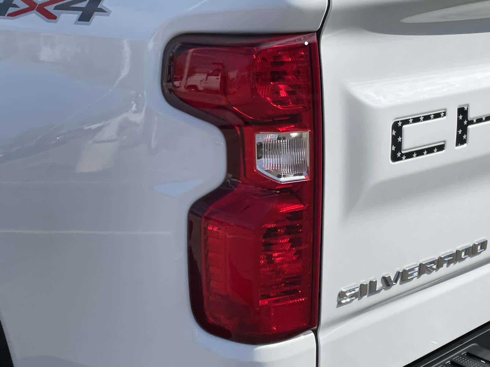 2022 Chevrolet Silverado 1500 LT photo 9