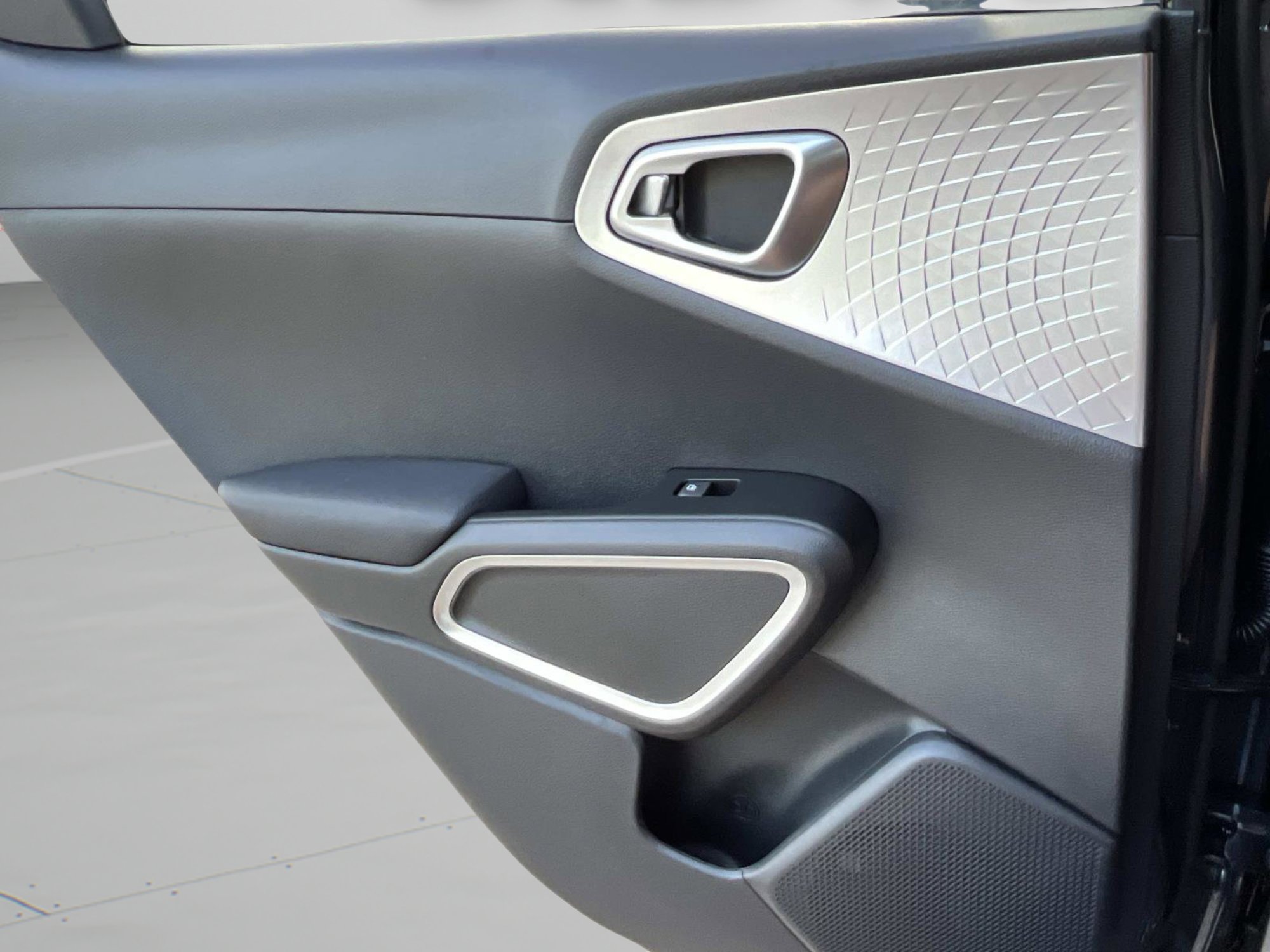 2025 Kia Soul S photo 16