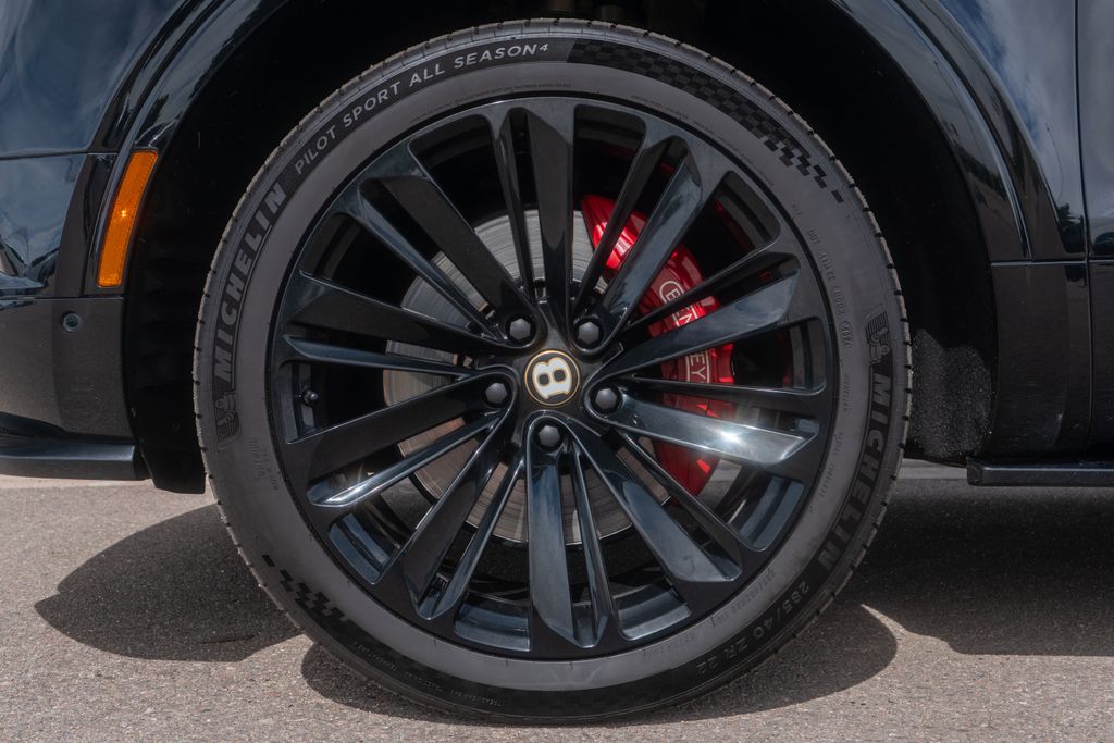 2020 Bentley Bentayga Speed photo 6