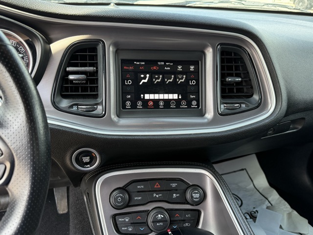 2022 Dodge Challenger GT photo 18