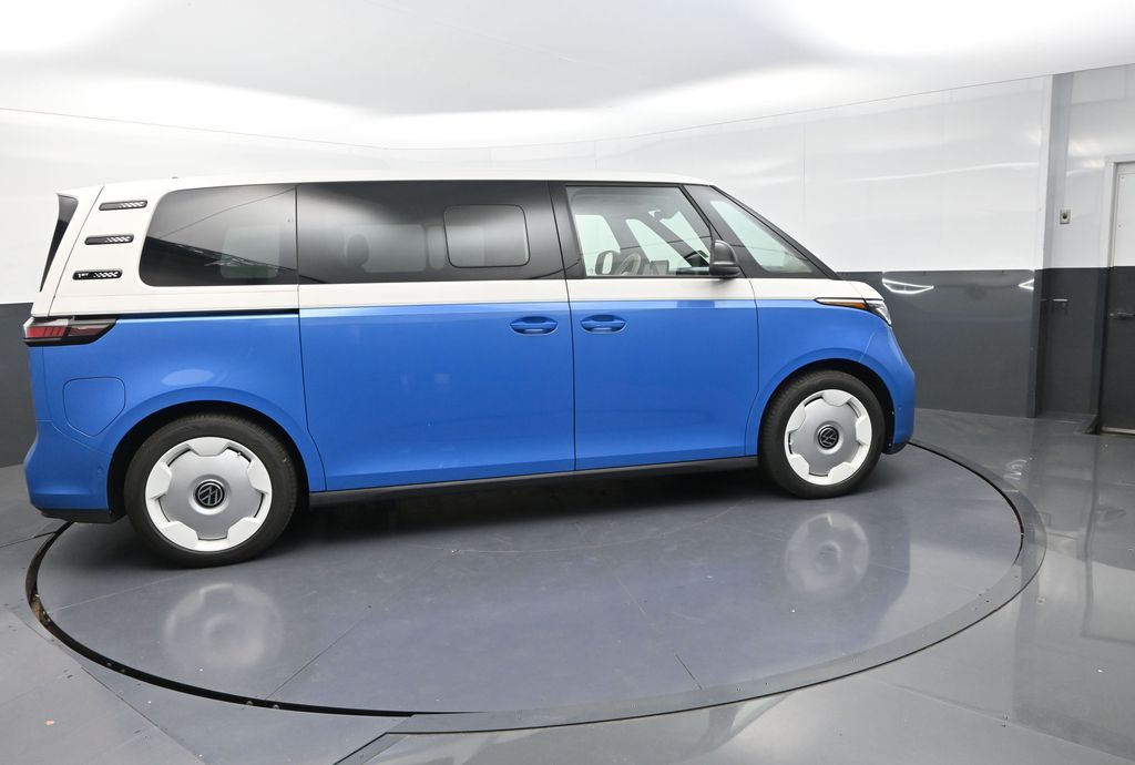 2025 Volkswagen ID. Buzz photo 8