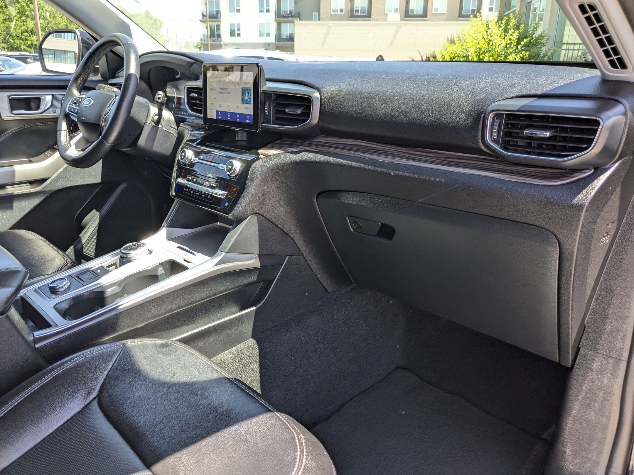 2024 Ford Explorer Limited photo 30