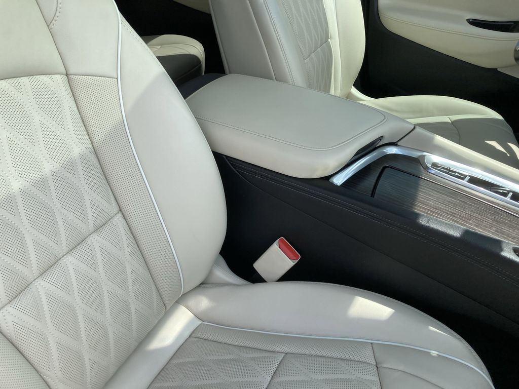 2022 Buick Enclave Avenir photo 32