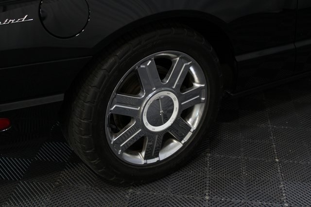 2005 Ford Thunderbird Base photo 25