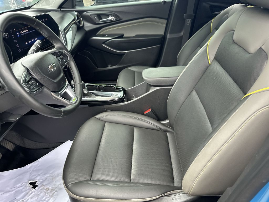 2025 Chevrolet Trax ACTIV photo 18