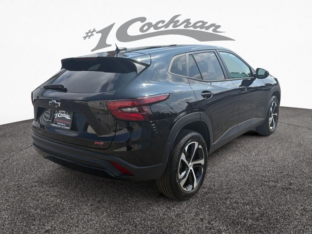 2024 Chevrolet Trax photo 7