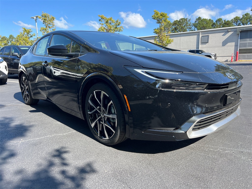 2026 Toyota Prius XSE's photo