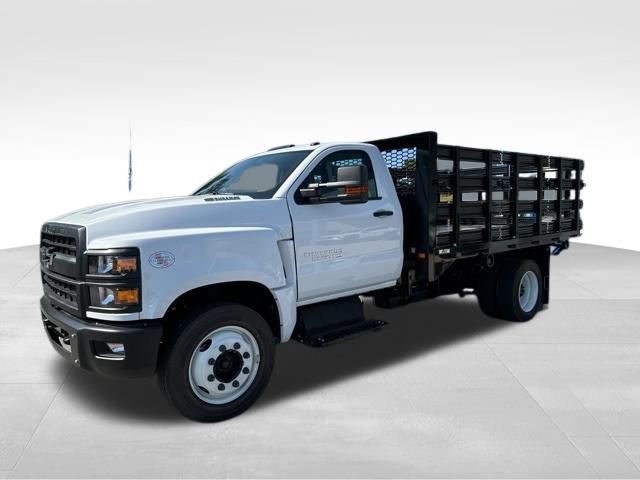 2024 Chevrolet Silverado 4500 Medium Duty Chassis Cab Work Truck's photo