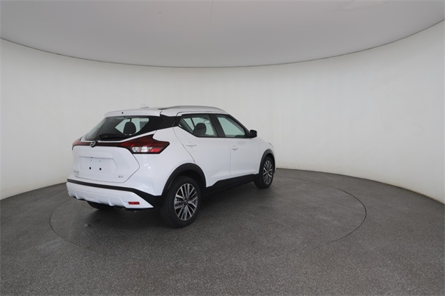 2021 Nissan Kicks SV photo 18