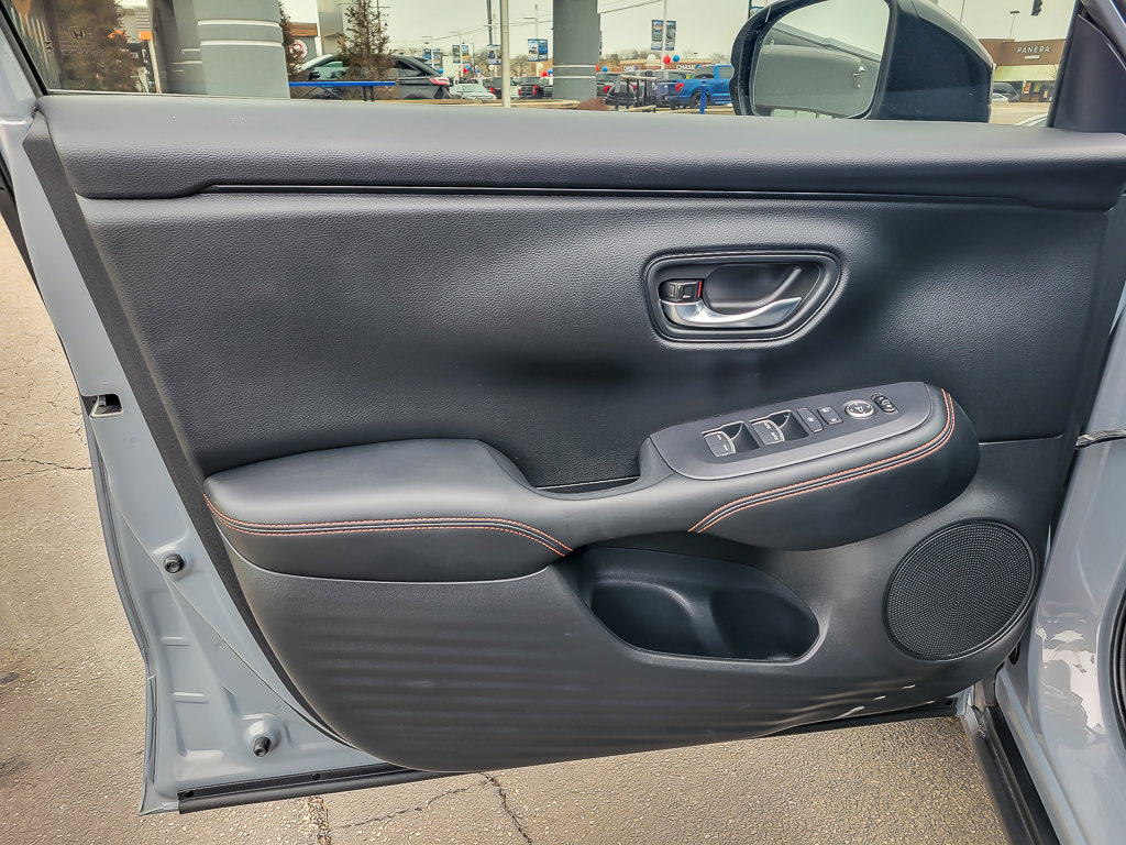 2025 HONDA HR-V - Image 18
