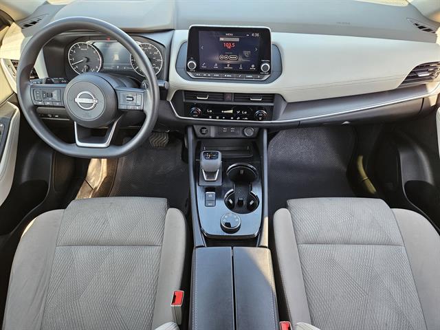 2024 Nissan Rogue SV photo 16