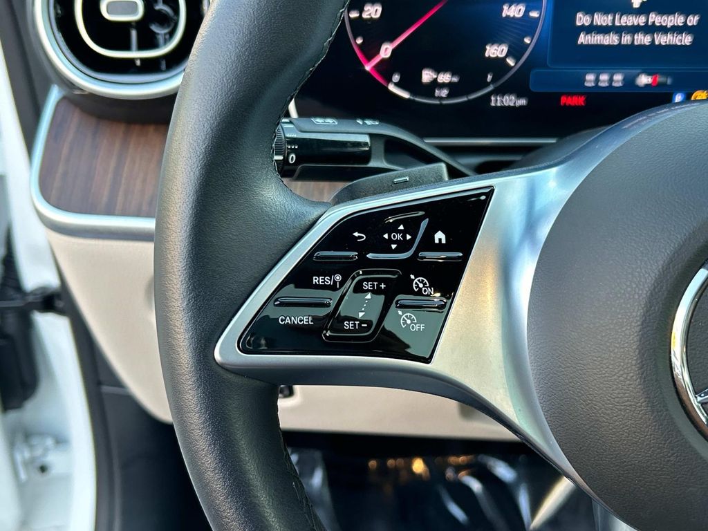 2025 Mercedes Benz C 300 4MATIC photo 45