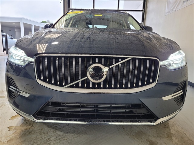 2022 Volvo XC60 Recharge Hybrid T8 Inscription photo 13