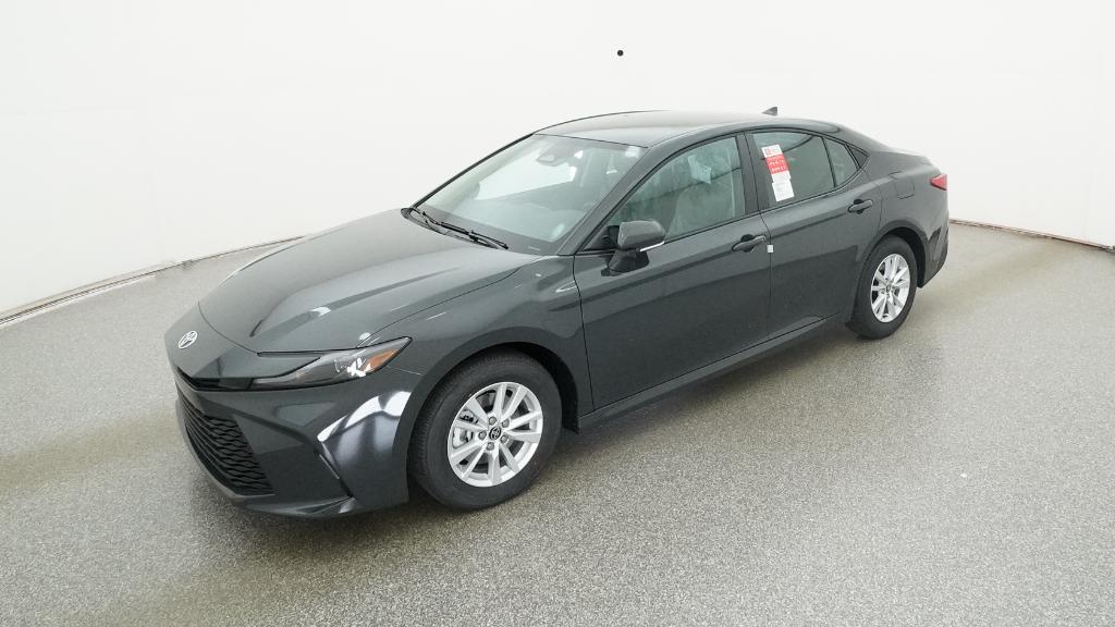 2026 Toyota Camry LE's photo