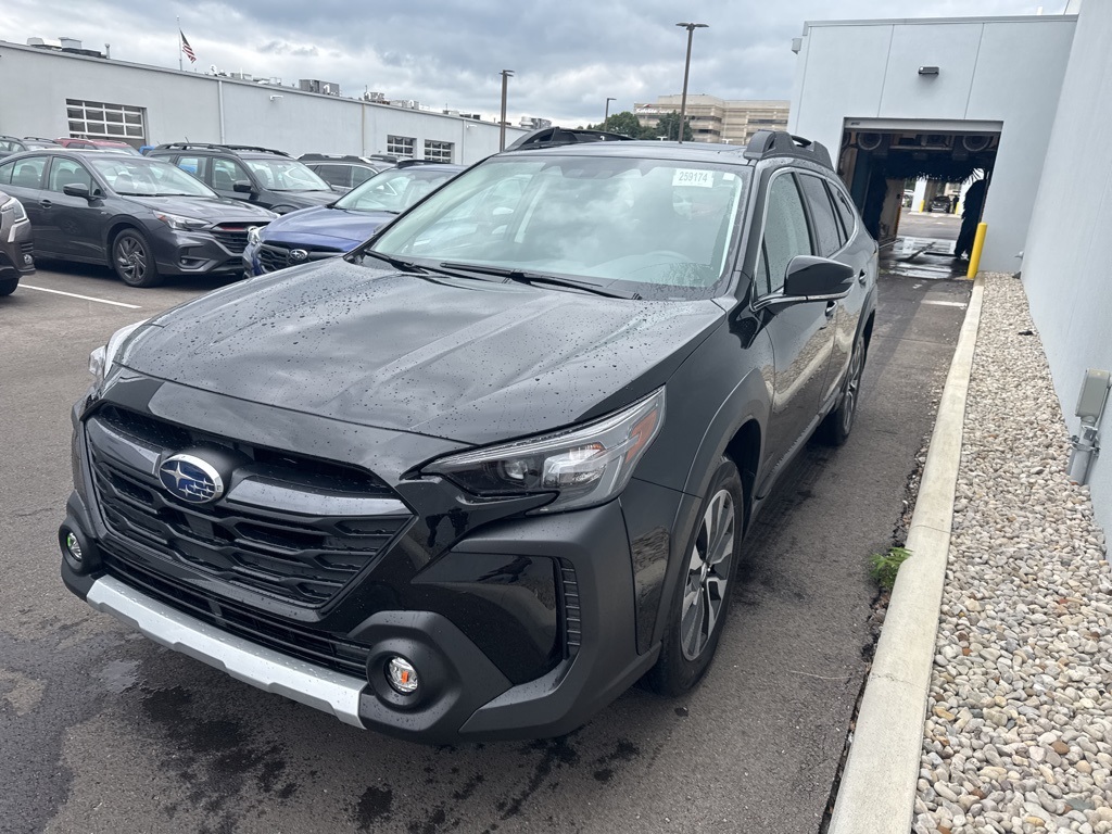 2025 Subaru Outback Limited XT photo 5