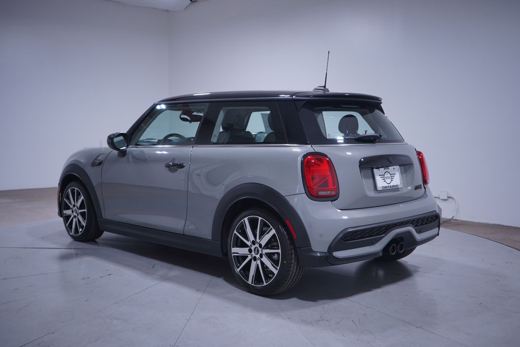 2023 Mini Cooper S Iconic photo 2
