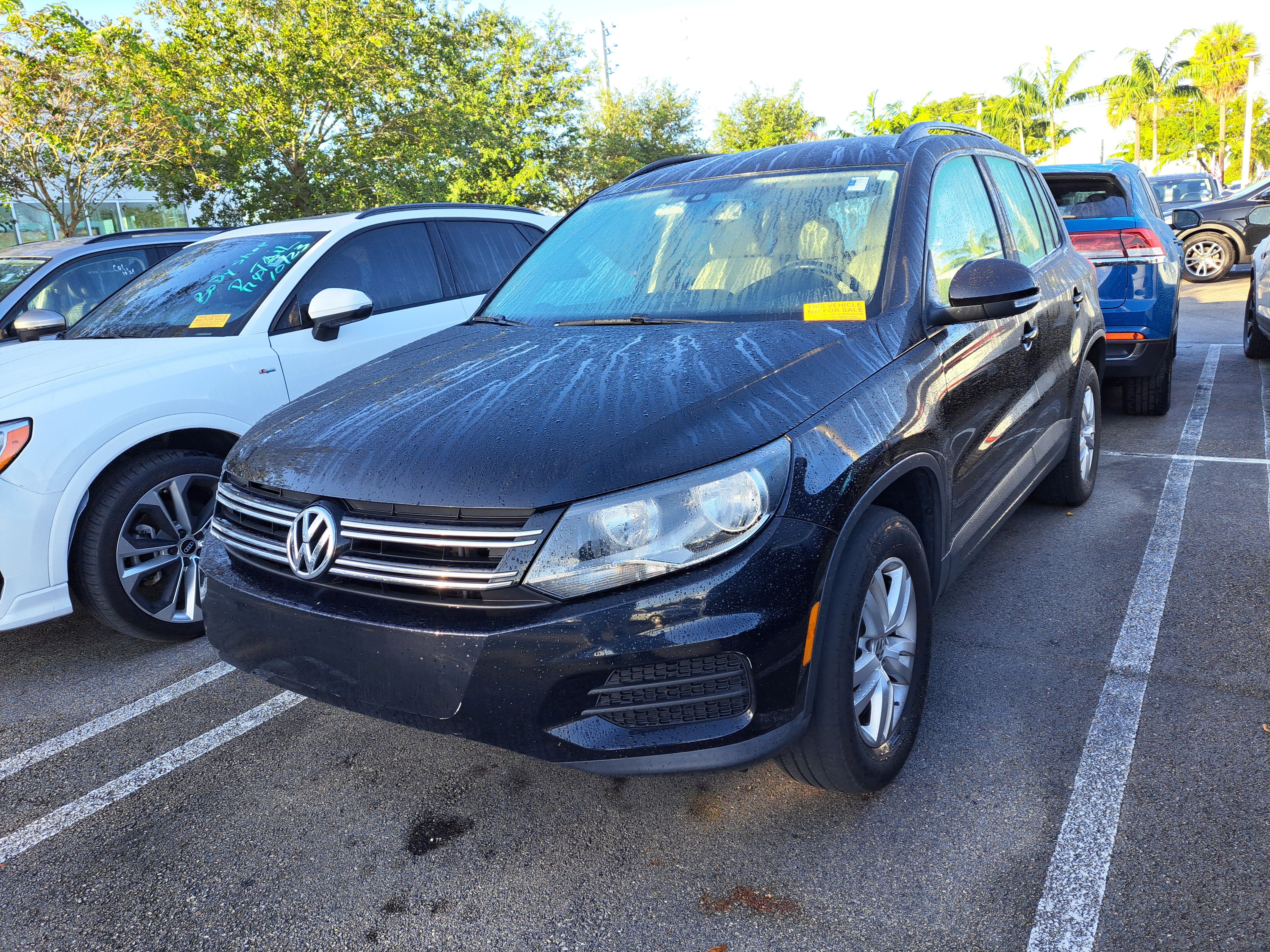 Used 2017 Volkswagen Tiguan Limited Base with VIN WVGAV7AX7HW512207 for sale in Opa-locka, FL