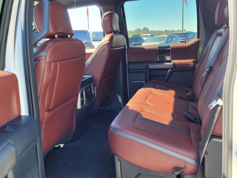 2022 Ford F-350 Platinum photo 6