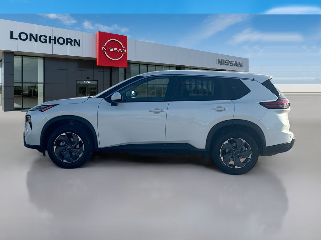 2024 Nissan Rogue SV photo 3