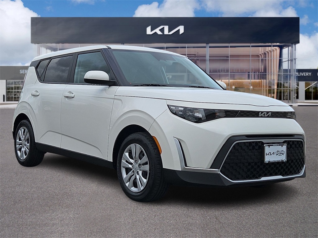 2023 Kia Soul LX