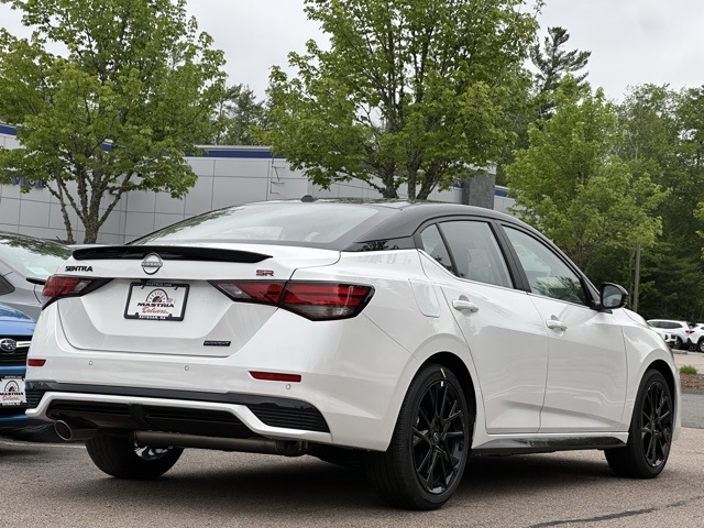2025 Nissan Sentra SR Midnight Edition photo 2