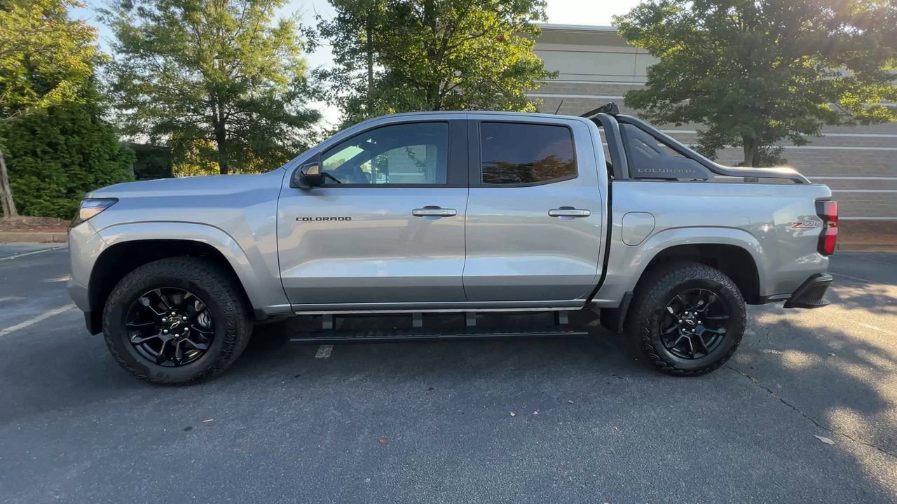 2025 Chevrolet Colorado Z71 photo 4